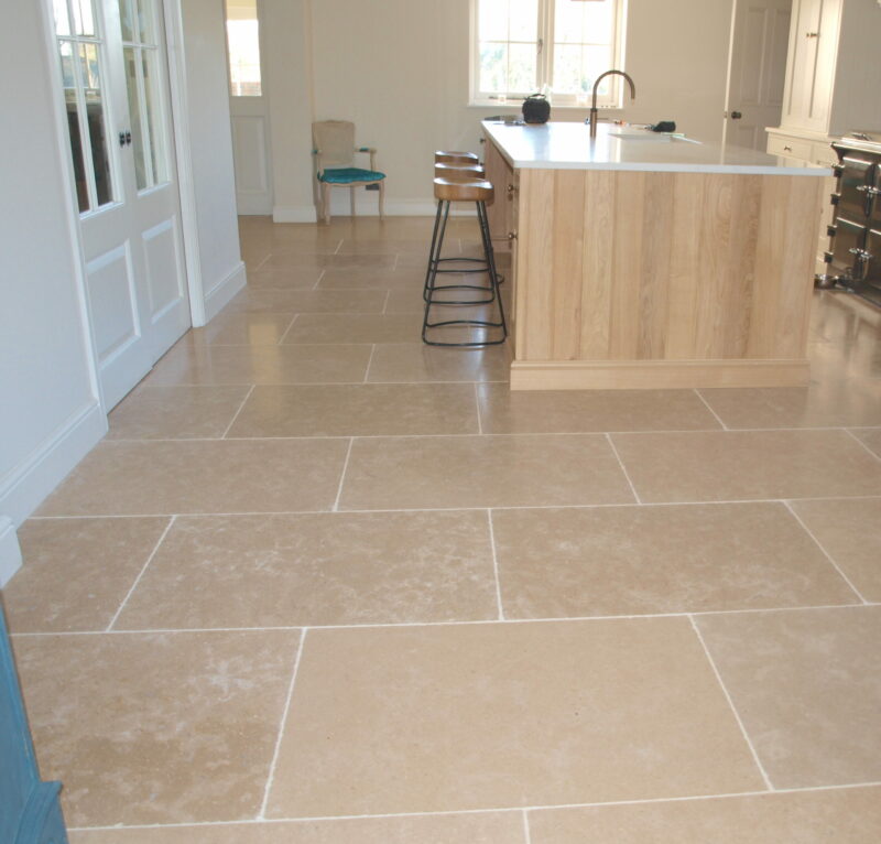 Heritage Tumbled Limestone 900x600x15 only £35 +vat. Other sizes available from £29+vat - Image 6