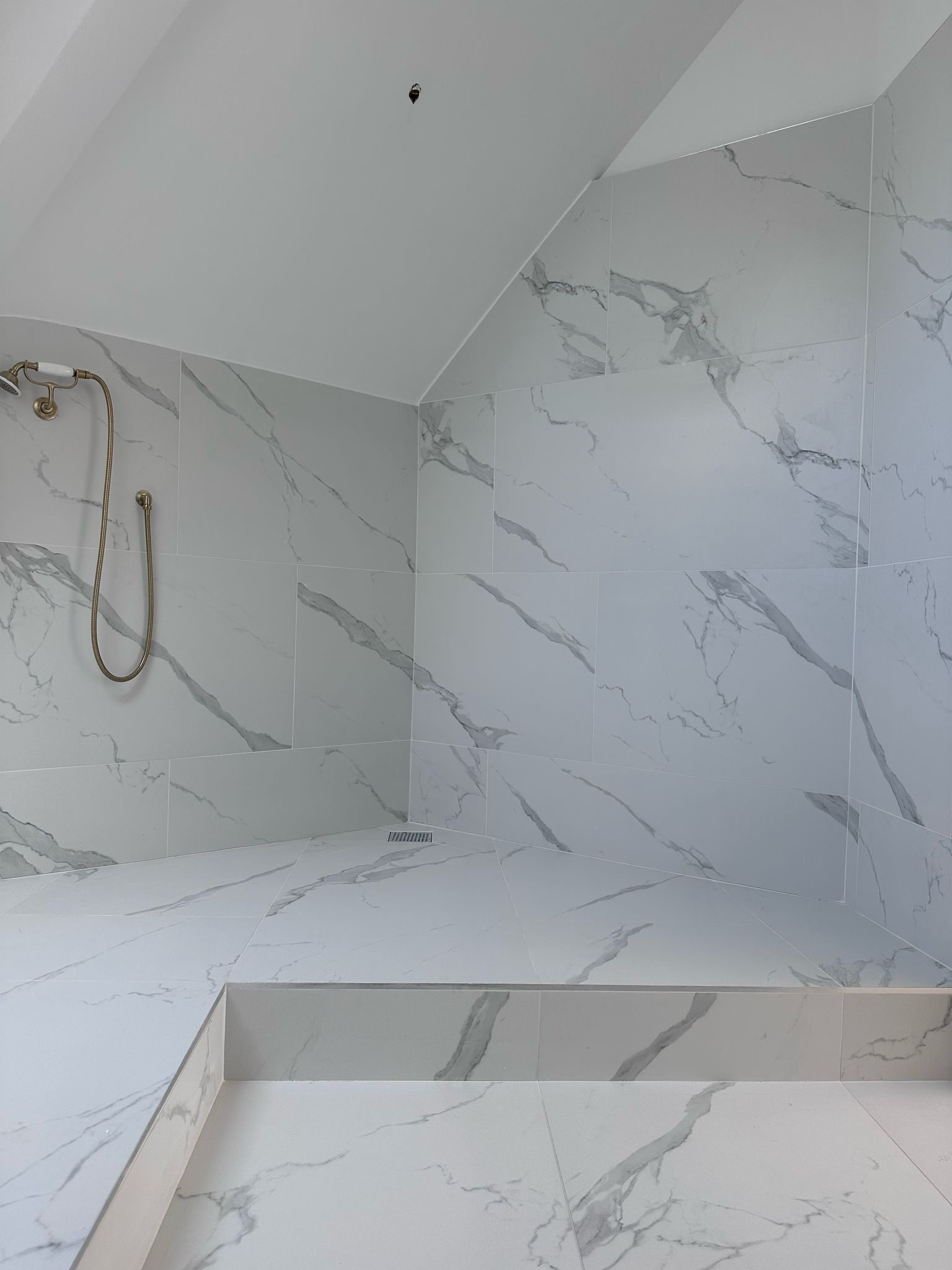 Staturio Marble Rectified Porcelain Matt 1200x600x10 only £25 +vat , 600x300x10 only £19 +vat
